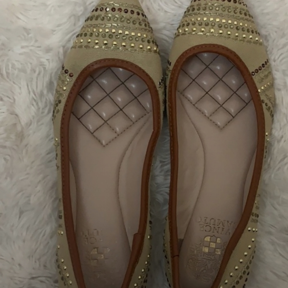 Vince Camuto ballet flats